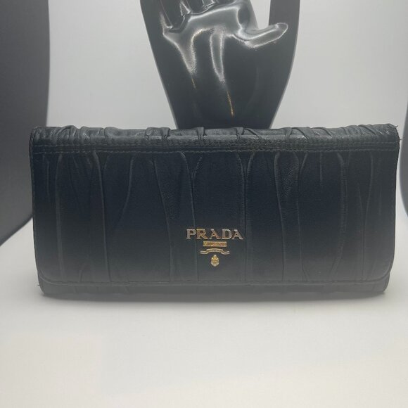 Prada Nappa Gaufre Leather Continental Wallet - Black - Preowned - Picture 1 of 14